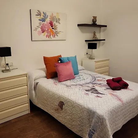 Casa Baja Preciosa Con Jardin Privado En Primera Linea Naturista!