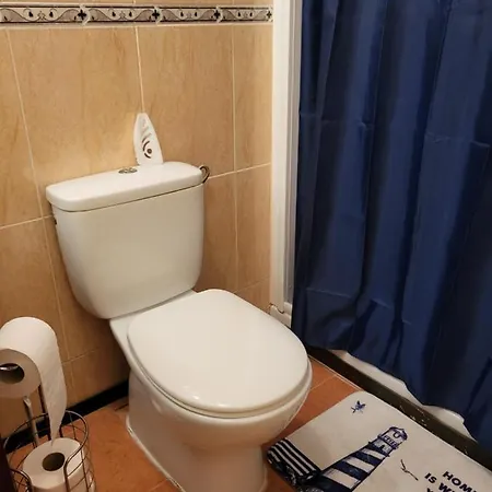 Casa Baja Preciosa Con Jardin Privado En Primera Linea Naturista! *