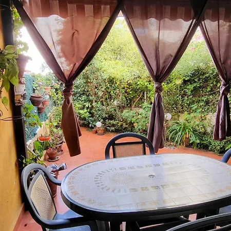Casa Baja Preciosa Con Jardin Privado En Primera Linea Naturista! * Vera