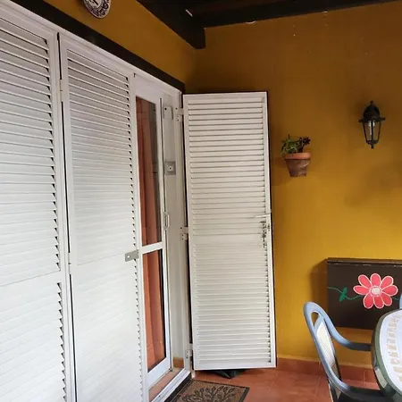 Apartment Casa Baja Preciosa Con Jardin Privado En Primera Linea Naturista!
