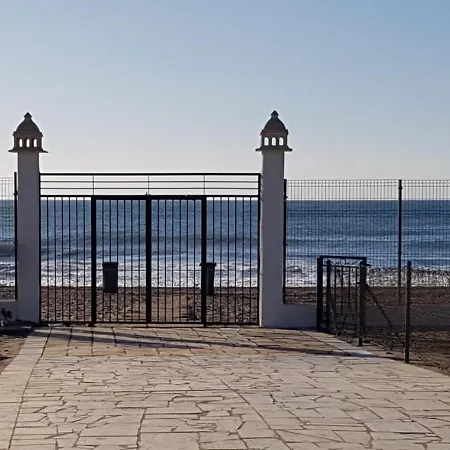 Casa Baja Preciosa Con Jardin Privado En Primera Linea Naturista! Apartment